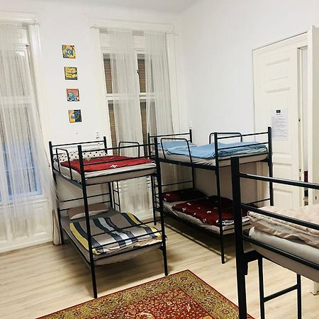 Bobr Krw Stay Budapeste Exterior foto