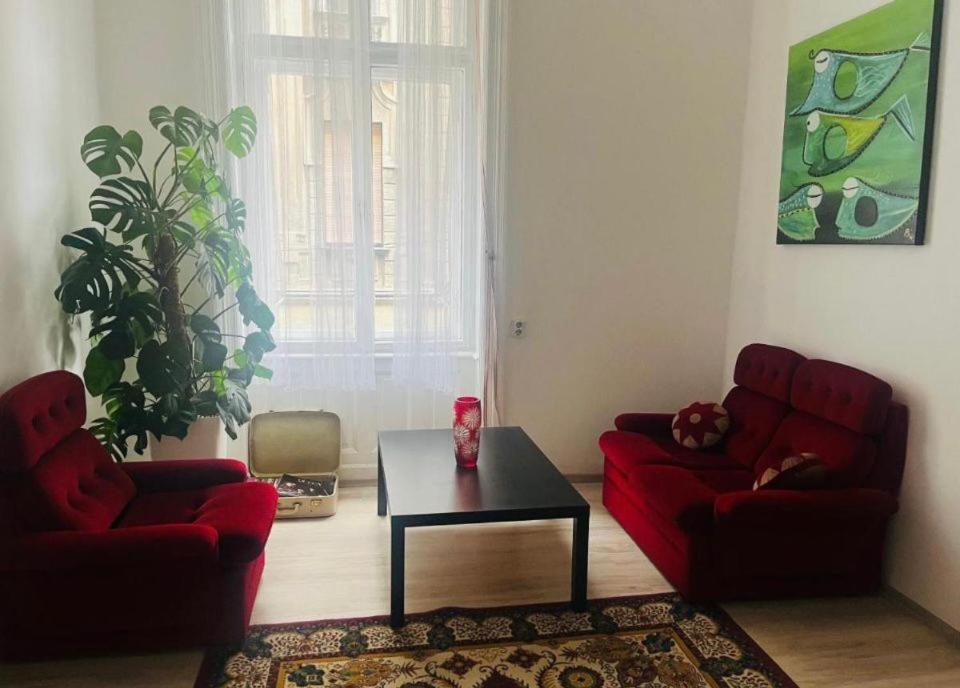 Bobr Krw Stay Budapeste Exterior foto