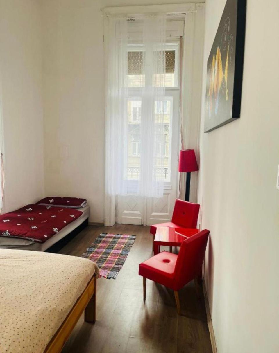 Bobr Krw Stay Budapeste Exterior foto
